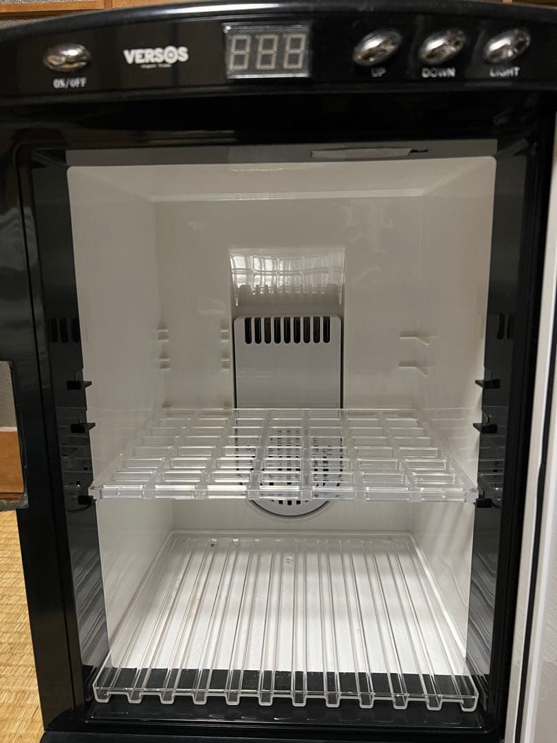 VERSOS ミニ冷蔵庫 ACアダプター付き