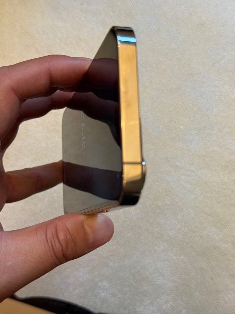 【美品】Apple iPhone 13 Pro 256GB ゴールド 本体