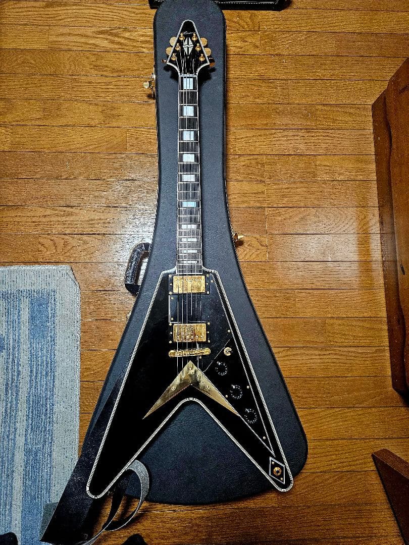 美品】Momose flying v custom ebony - メルカリ