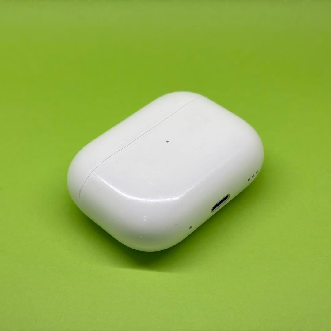 純正 AirPods Pro 第2世代 Lightning 充電ケース a7 - メルカリ