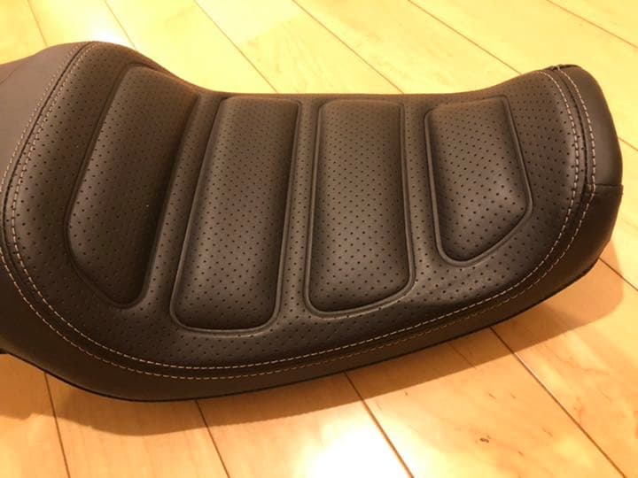 ハーレーダビッドソン スポーツスター ディスカウント XL1200CX 純正シート
