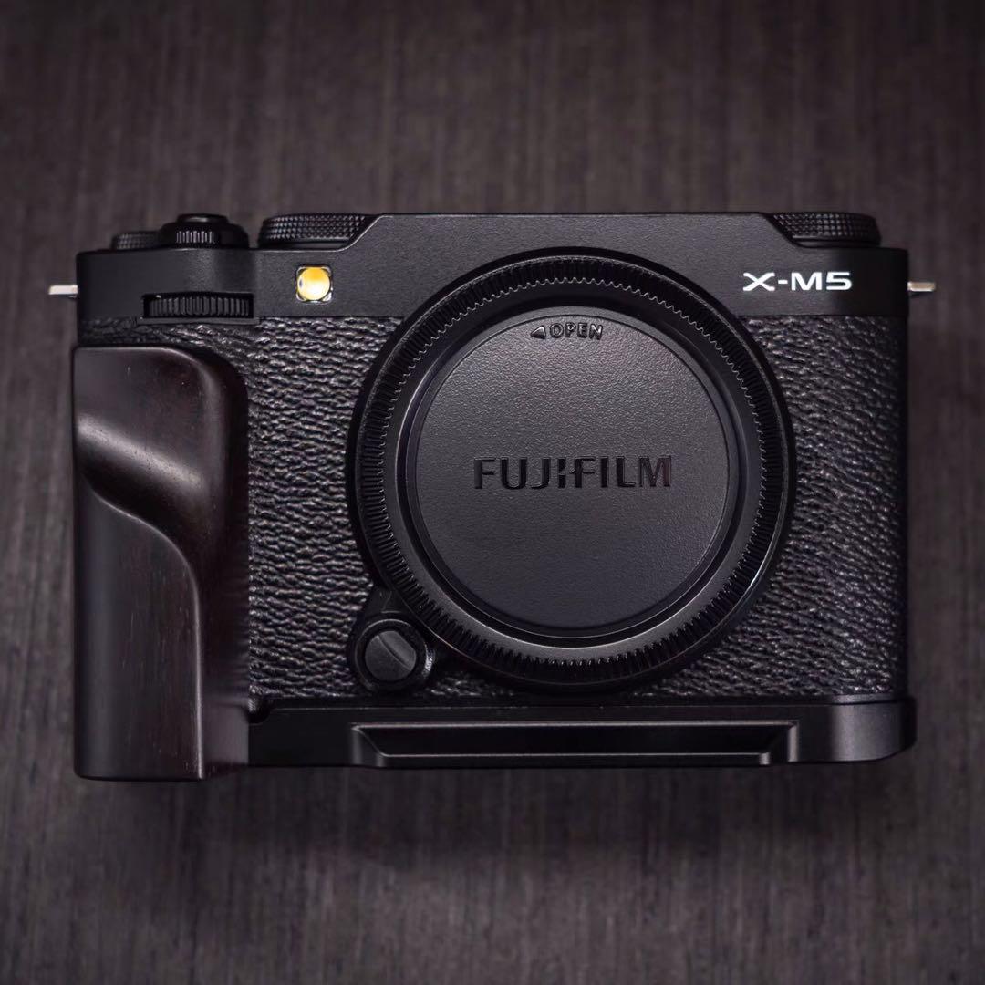 富士フイルム FUJIFILM xm5 X-M5用 ハンドグリップ - メルカリ