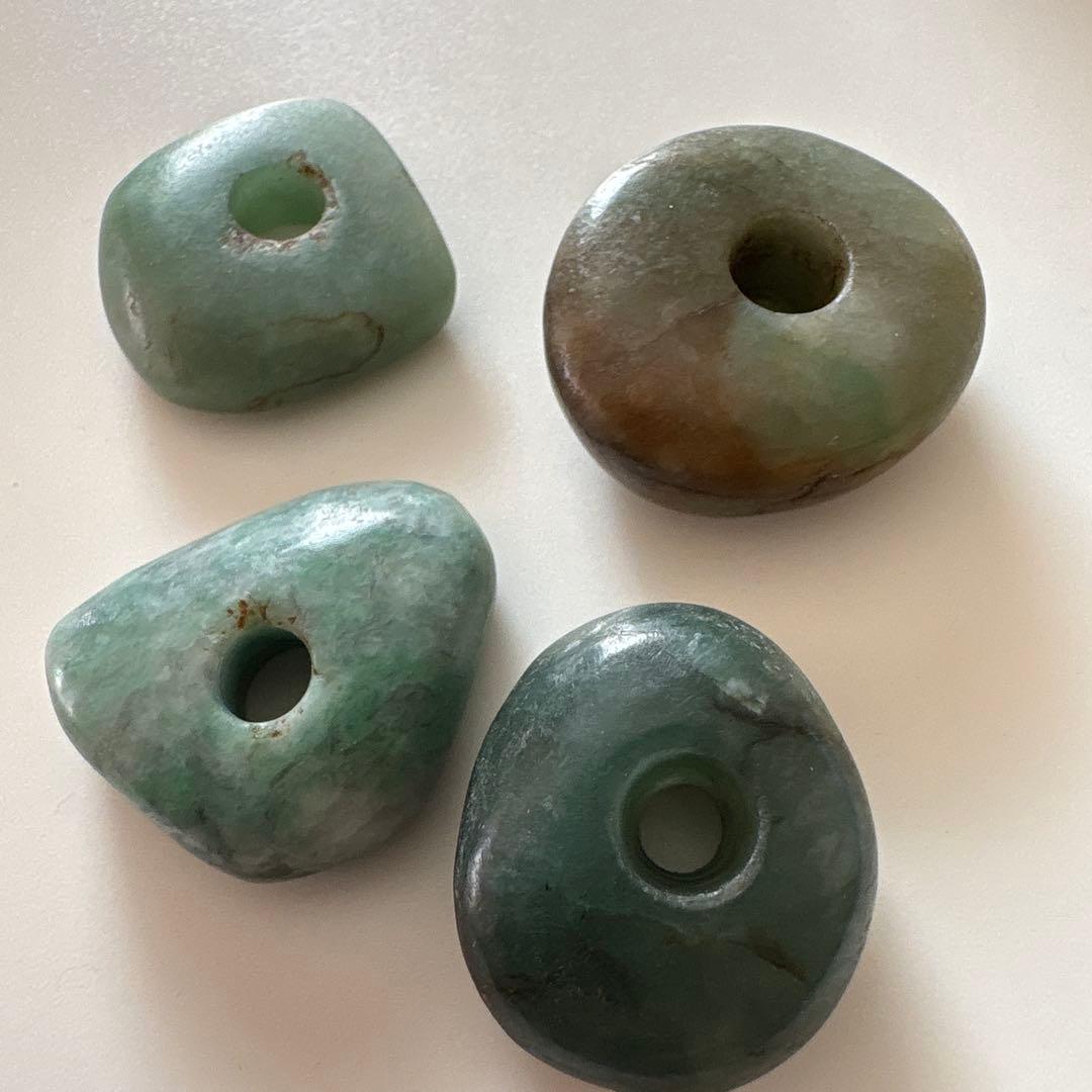 ヒスイ丸玉4つ ロシア/シベリア産翡翠丸玉/ヒスイスフィア（球体直径43.5mm） - 埼玉