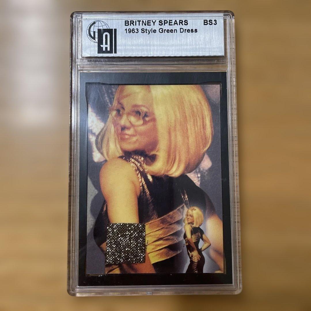 Britney Spears Authentic Clothing 衣装カード - メルカリ