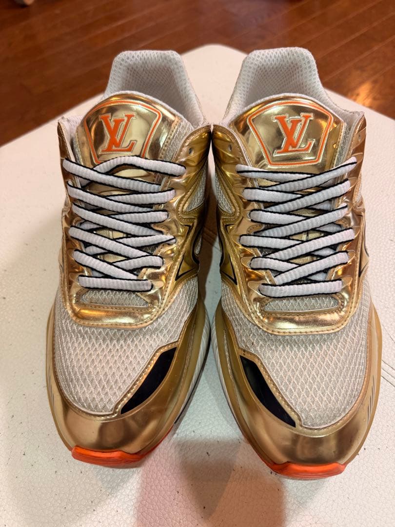 格安 本物 ルイヴィトン メンズ スニーカー Louis Vuitton メンズ スニーカー (Louis Vuitton/スニーカー) 1A9JGB