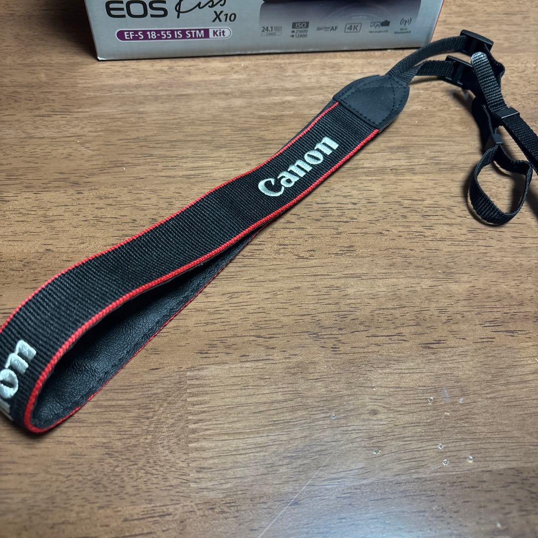 Canon EOS Kiss X10本体とレンズ付き