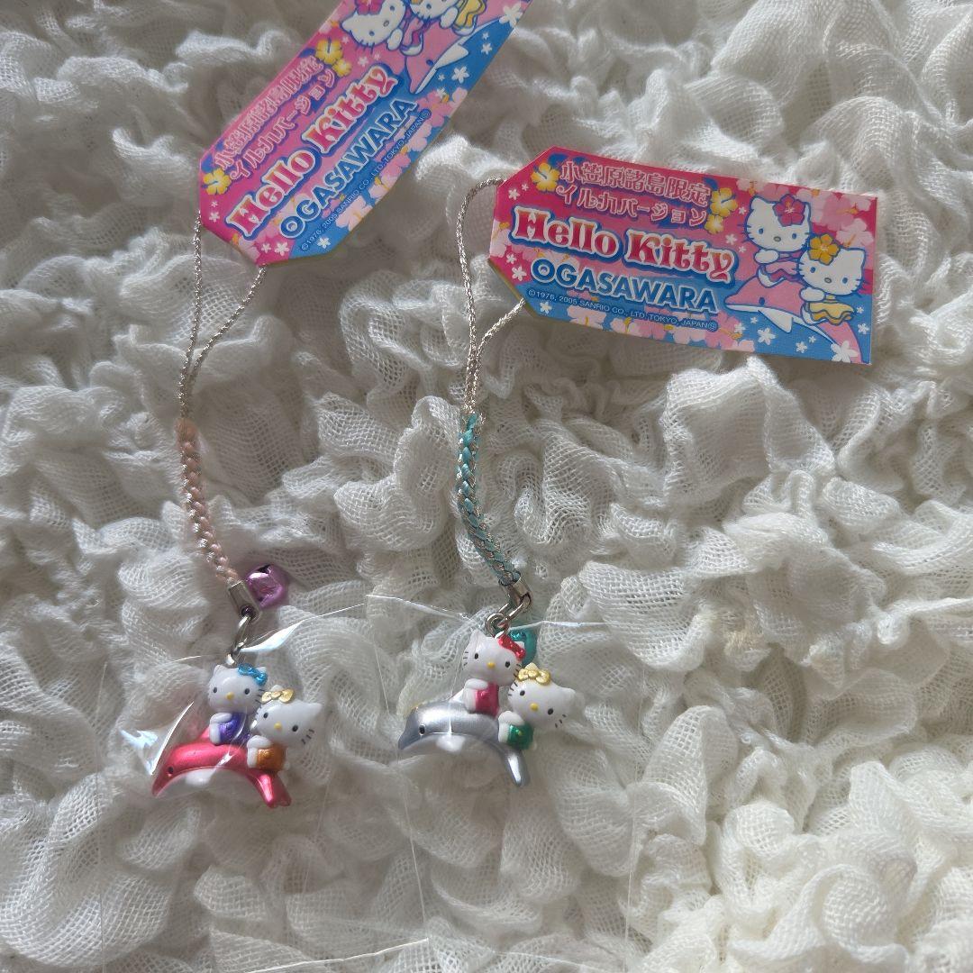 ご当地キティ 小笠原諸島限定 イルカバージョン 2種類 - メルカリ