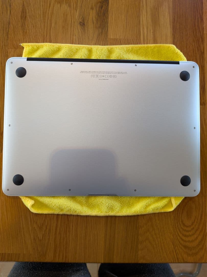 MacBook Air 13インチ？