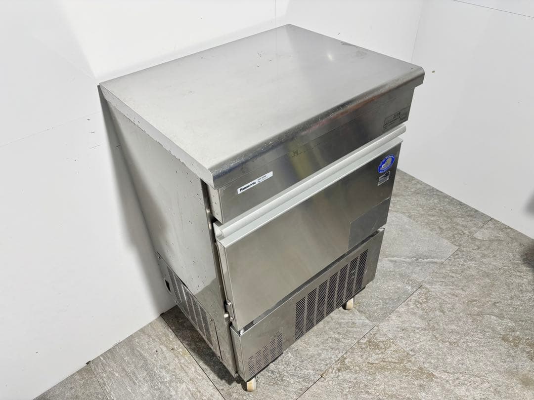 パナソニック業務用製氷機SIM-S5500キューブアイス