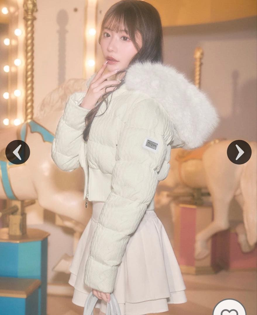 ミシェルマカロン ファーフードケーブル柄 ショートダウン - メルカリ