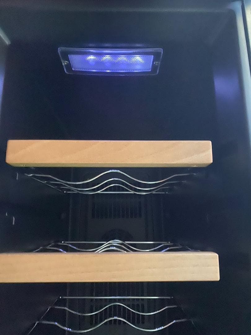 「A236」お持ち帰り特価☆18本ワインセラー「デバイススタイルCD-18」