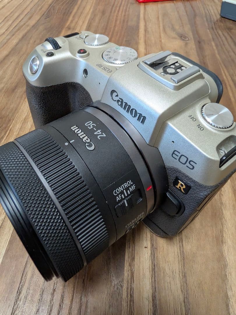 Canon EOS RP ミラーレス一眼 レンズ付き ゴールド ボディ