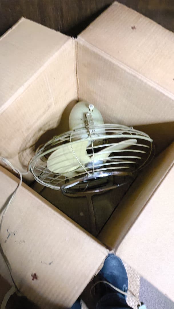 Toshiba LG型 家庭用扇風機 オリーブグリーン