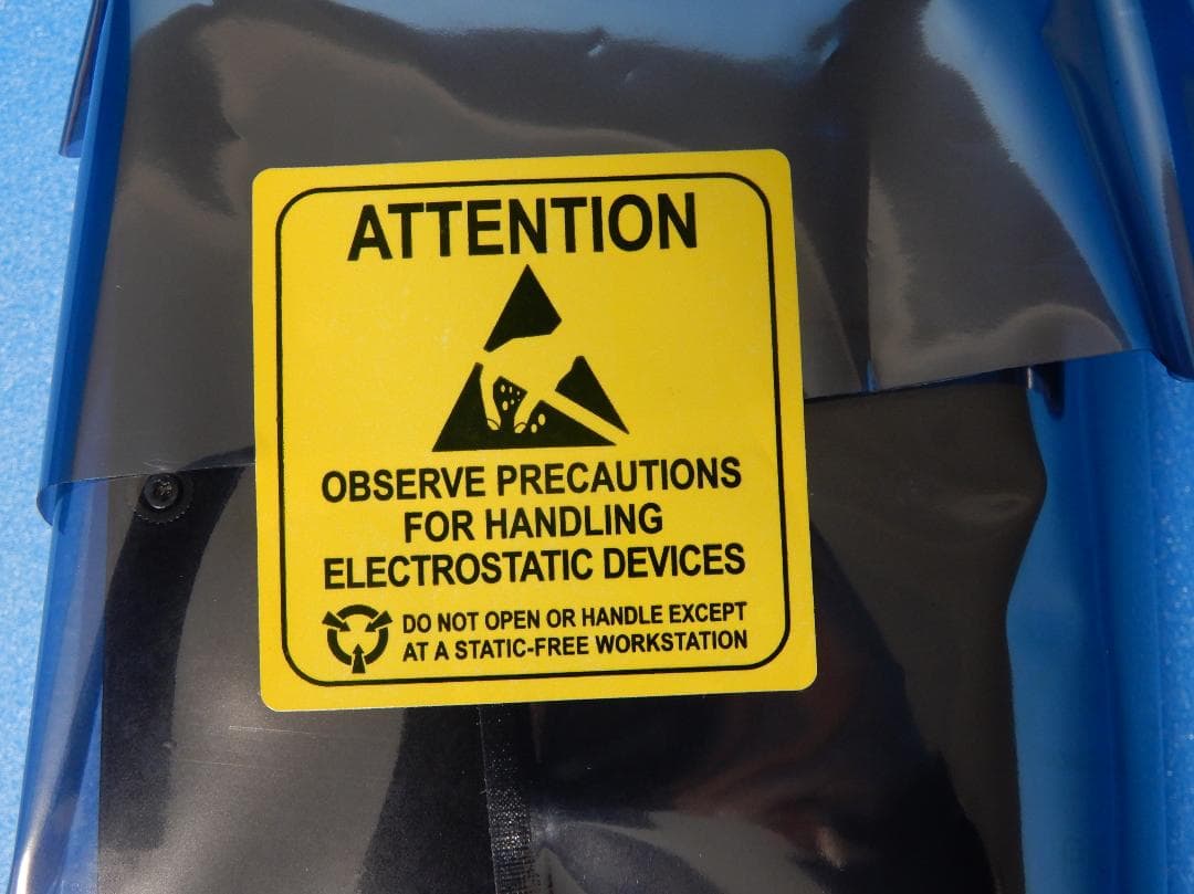 ASRock Radeon RX7700XT 12GB OC 新品未開封