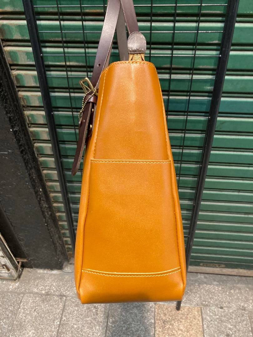 『zeha』「新品」【牛革】《姫路レザー》トートバッグ