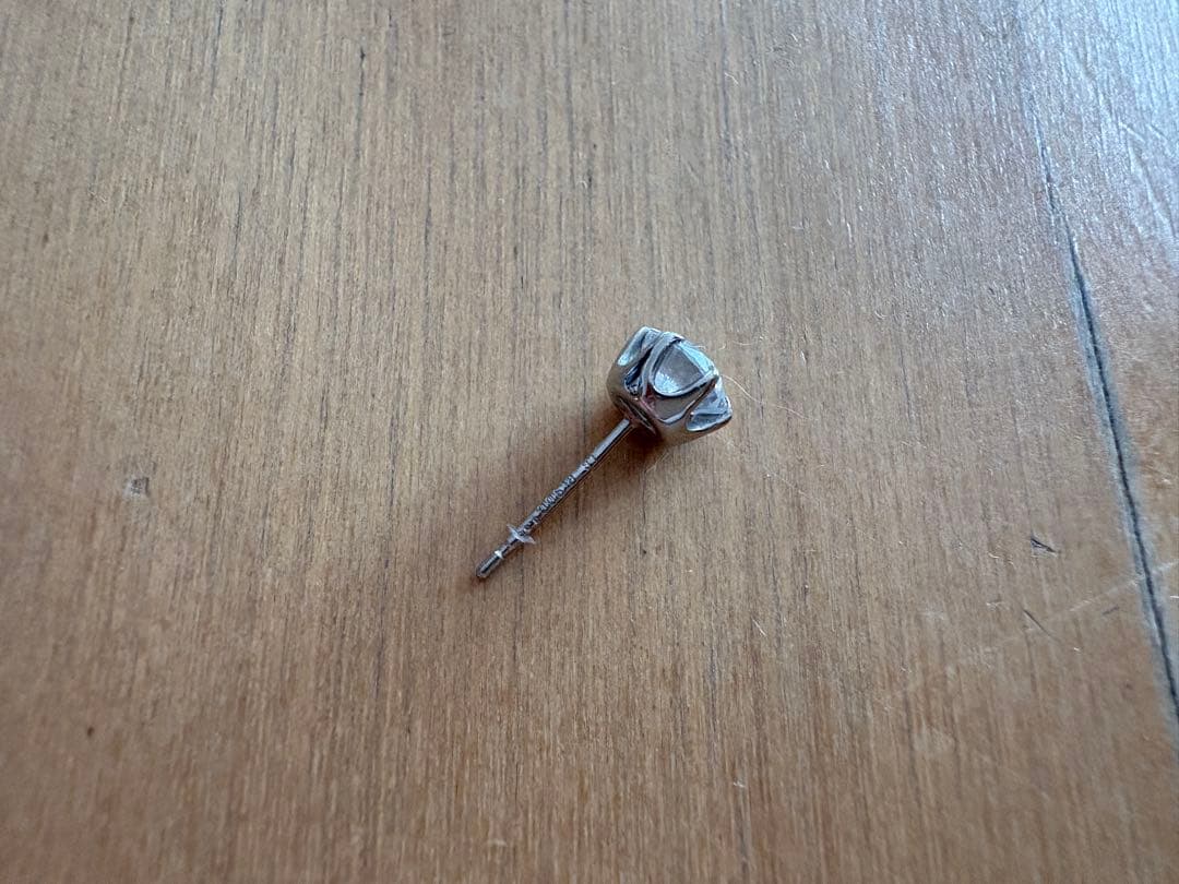 ラボグロウンダイヤモンド ピアス片耳 0.5ct 鑑定書付き