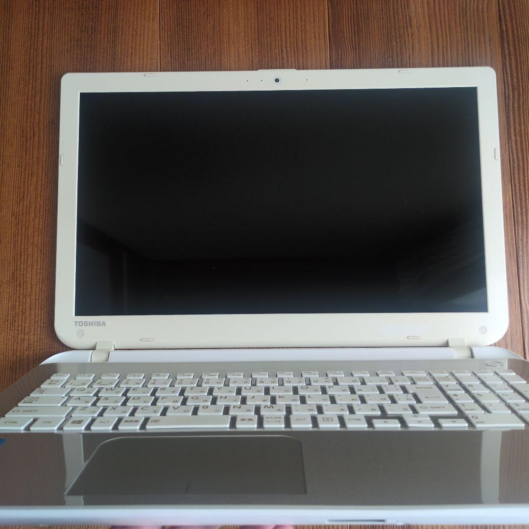 【中古】TOSHIBA dynabook T45 サテンゴールド