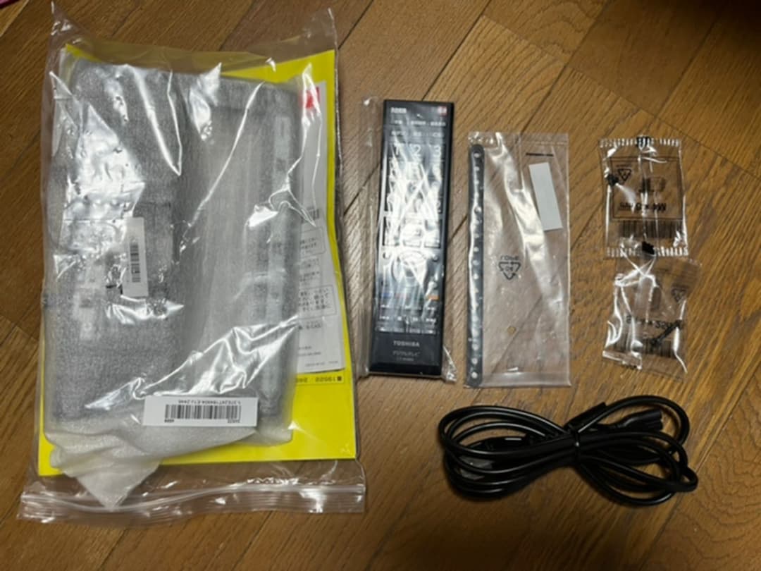 【液晶テレビ】TOSHIBA 東芝　24S22