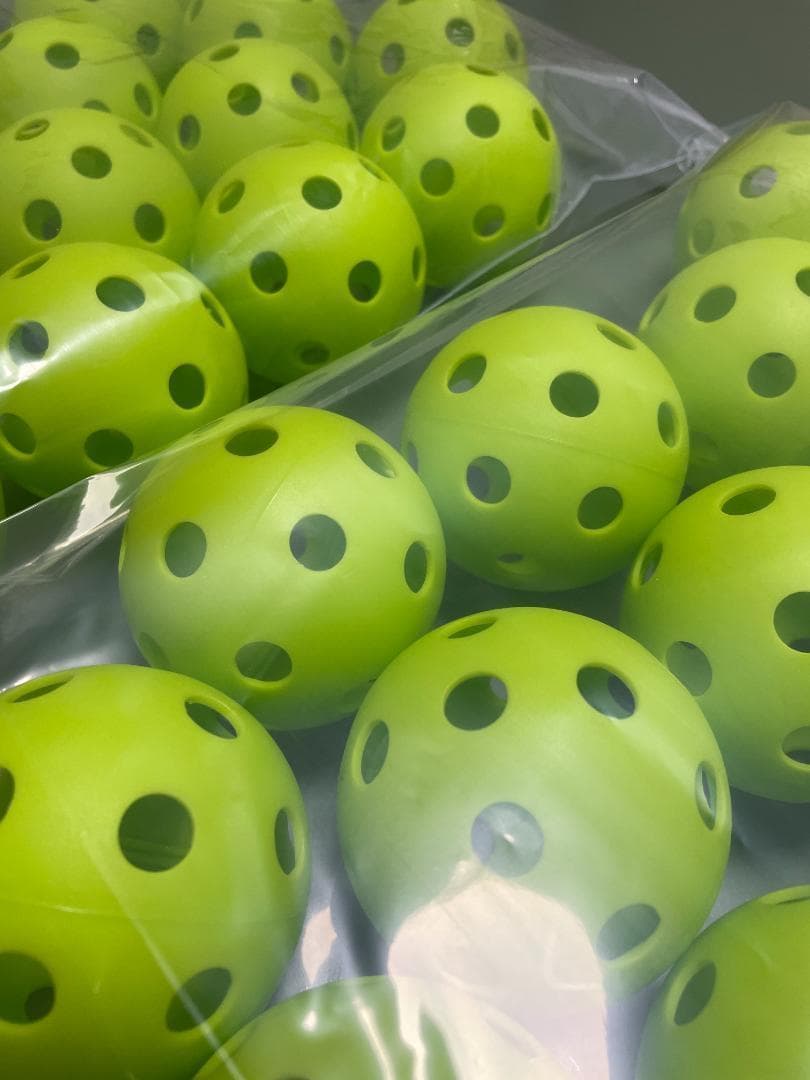 野球 穴あきボール 120個 柔らか素材 弾力性 練習用 72mm バッティング 楽天市場】野球 練習用 ボール 穴あきボール バッティング