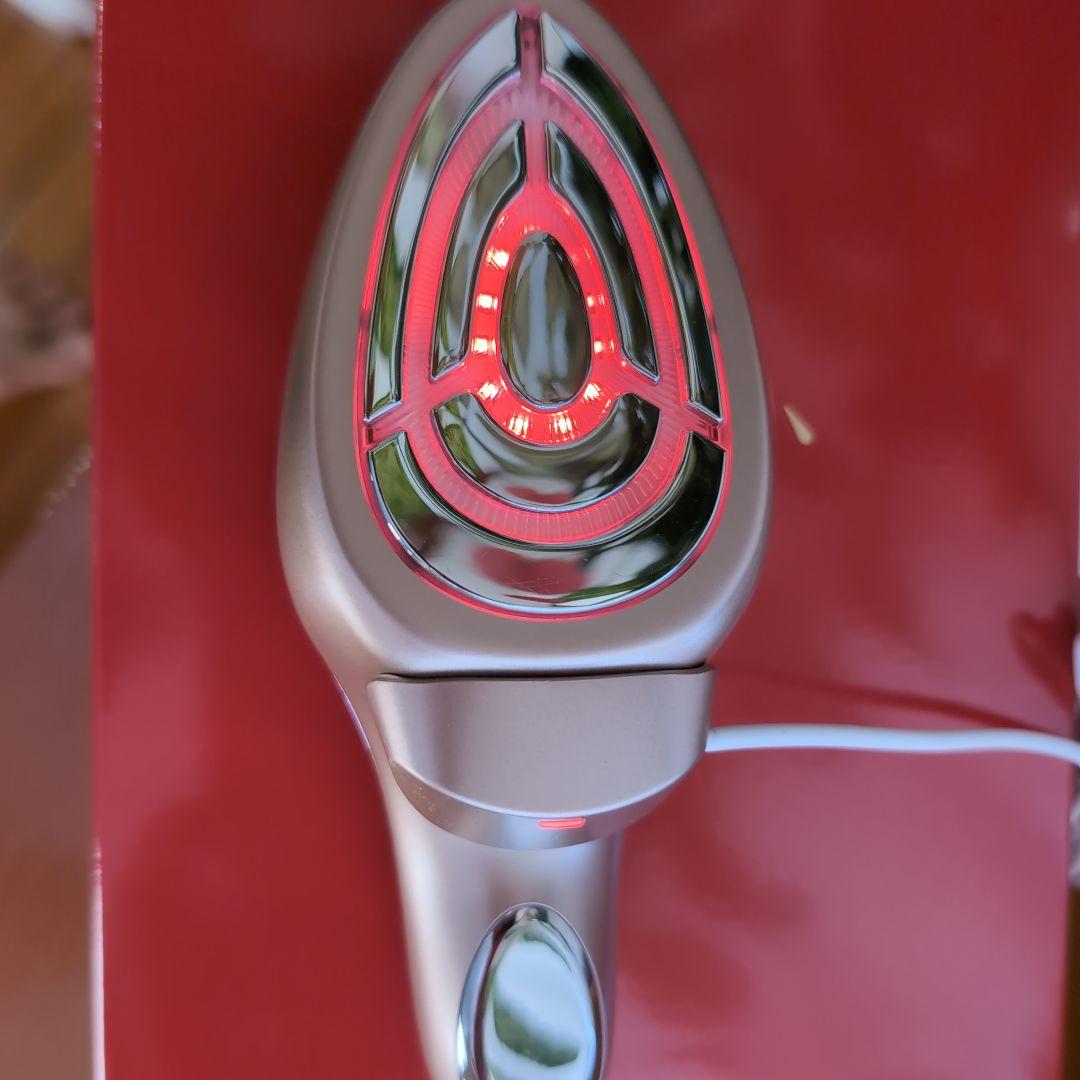 Eclat ME LA BOUM 美顔器