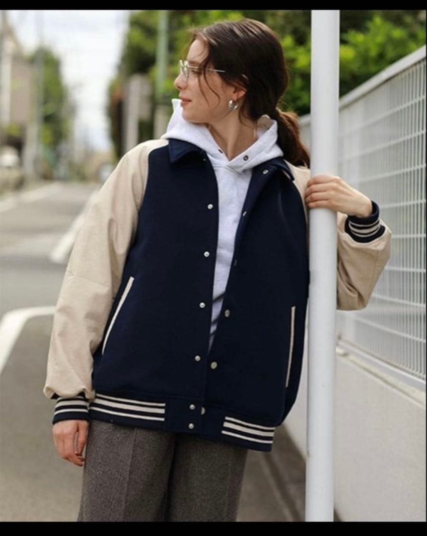 クレドナcredonaスタンダードルーズスタジャンネイビー CREDONA（クレドナ）の「スタンダードルーズスタジャン（ブルゾン