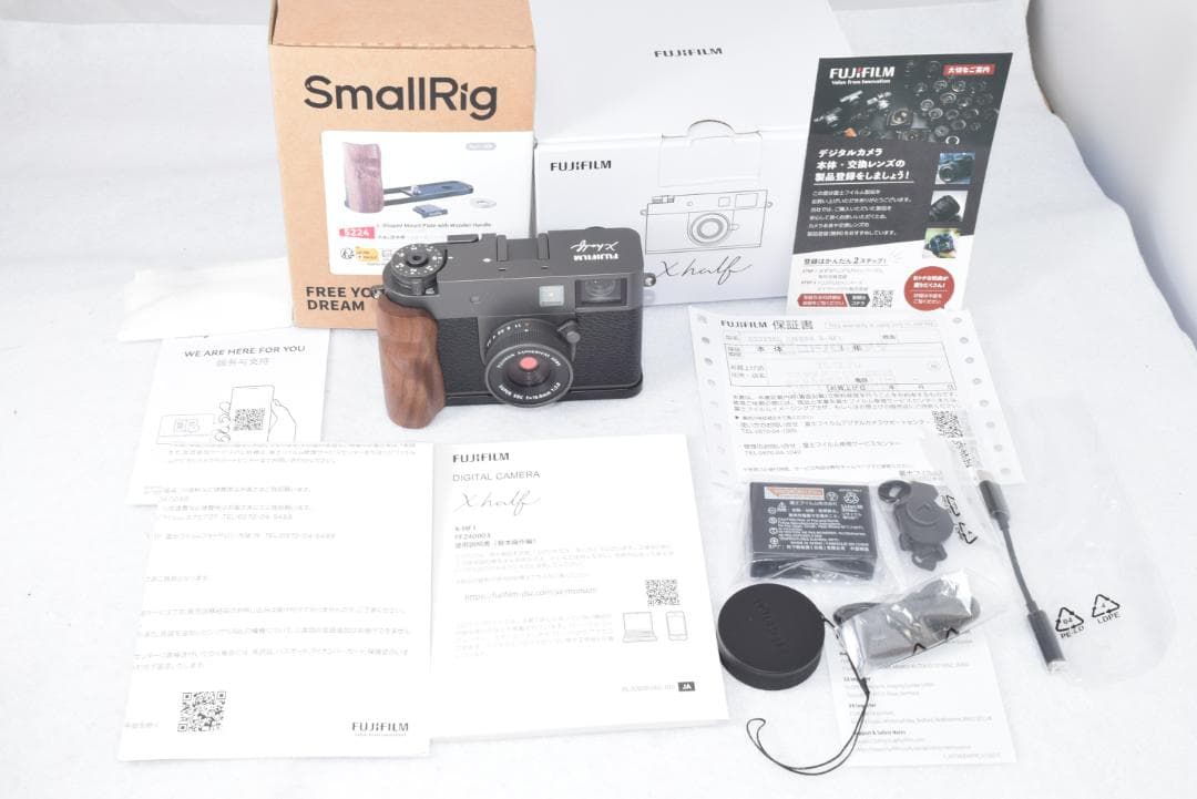 ショット数2回☆FUJIFILM X-half 木製グリップ☆チャコールシルバー