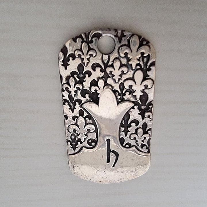 Hide + A&G 長方形 ペンダントトップ シルバー925 - メルカリ