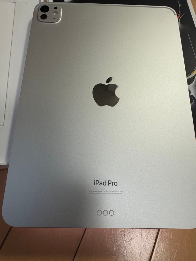 11インチ iPad Pro (M4) 256GB 第5世代　ほぼ新品　最新型