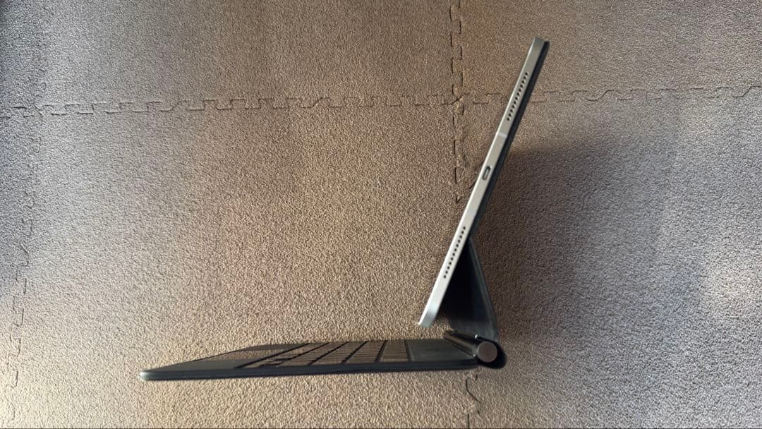 iPad Air 4 64GB Wi-Fiモデル Magic Keyboard付