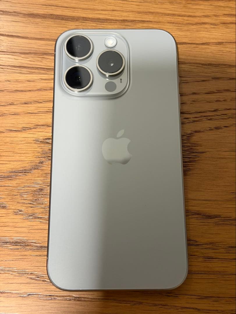 【香港版 SIMフリー】 iPhone15 Pro 128GB シャッター音なし