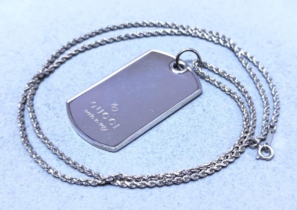 Gucci　グッチ　SV925　ドックタグ　ネックレストップ　39972 Gucci グッチ SV925 ドックタグ ネックレストップ 39972 - メルカリ