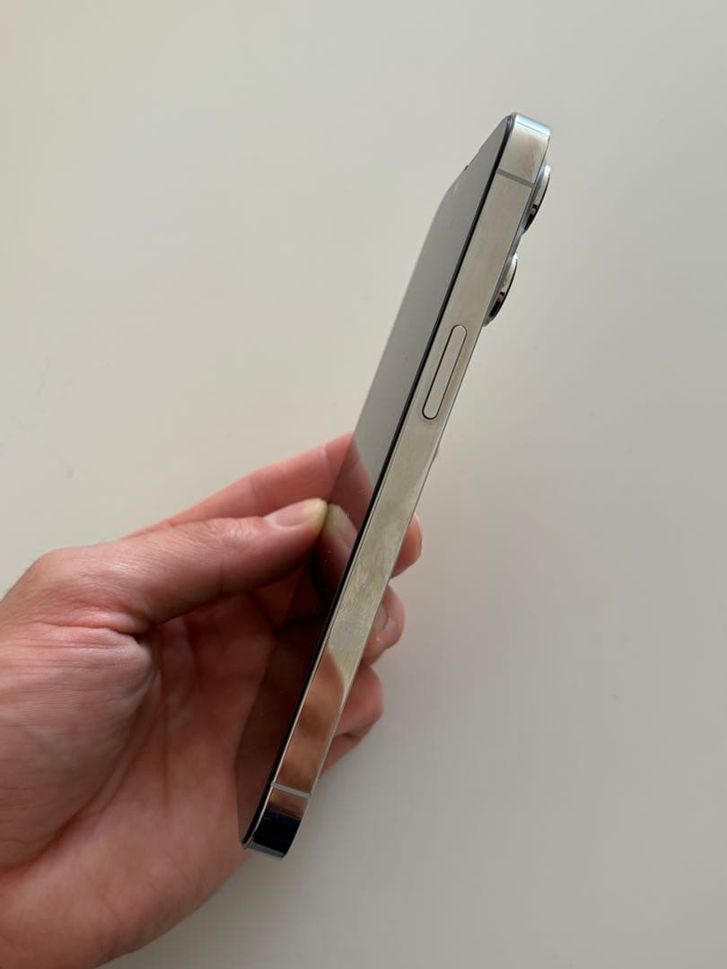 【美品】iPhone13pro ホワイト