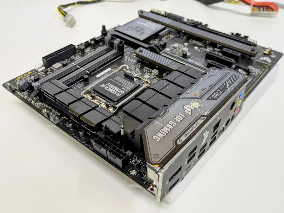 マザーボード 070700G ASUS TUF GAMING Z790-PLUS WIFI