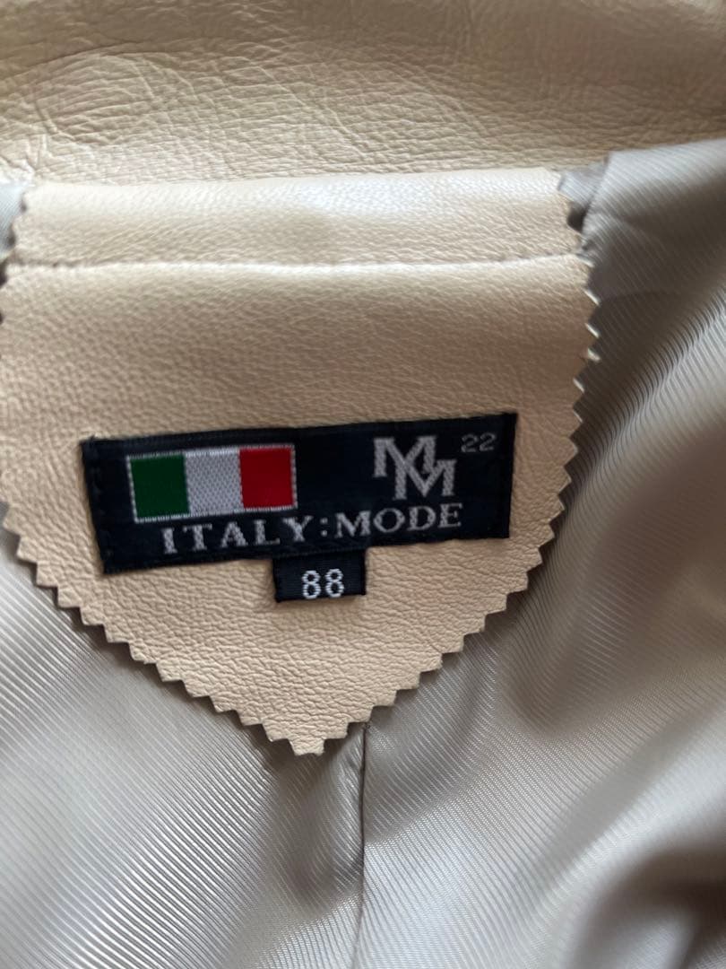 定価30万【イタリア製】新品☆鹿皮ライダースジャケット☆Lサイズ