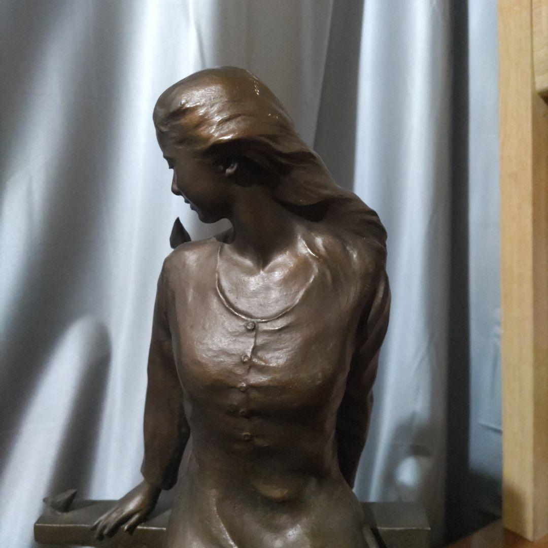 大道寺光弘ブロンズ製女性像 木もれびのなかで約35cm 彫刻家 大道寺光弘 透明の時 ブロンズ銅 美人像 買取させて頂きました