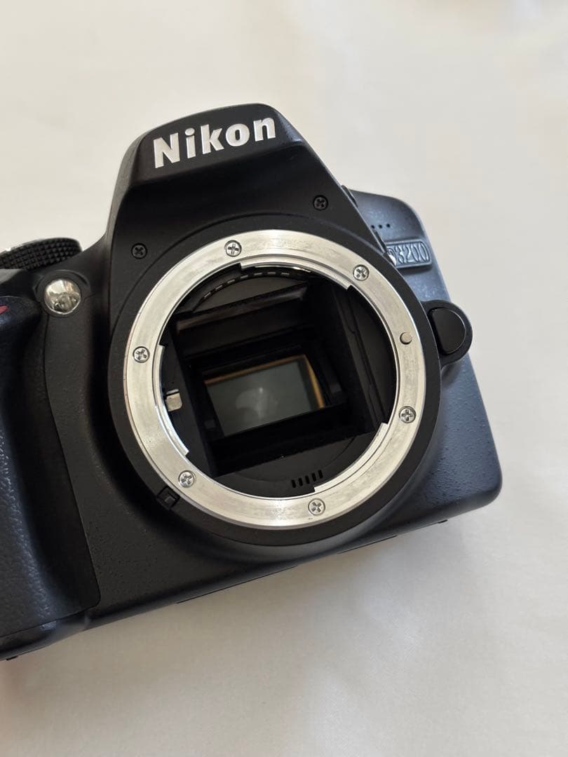 【動作品】Nikon D3200 18-55mmズームレンズ付