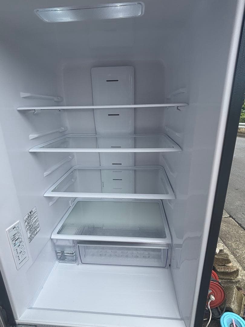 日立ノンフロン冷凍冷蔵庫　R-V38SVL　2023年製