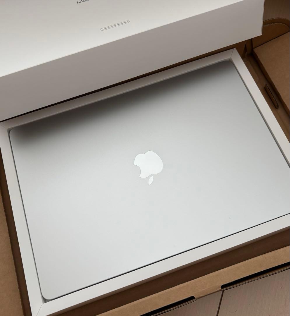 【美品】15インチMacBook Air M4 整備済製品