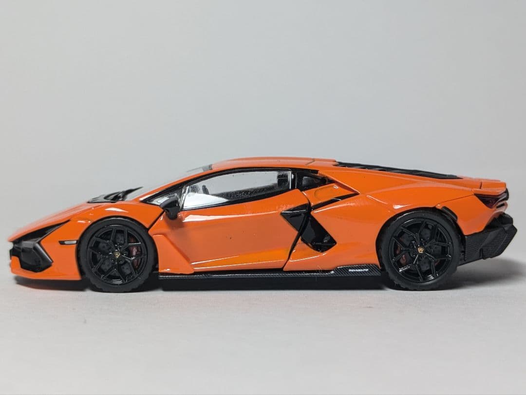 希少】HUNG HING TOYS 1/64 ランボルギーニ レヴエルト - メルカリ