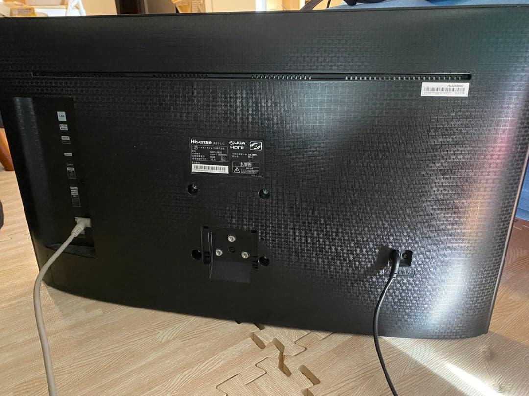 スタンド欠品　2020年製　Hisense 32インチ液晶テレビ
