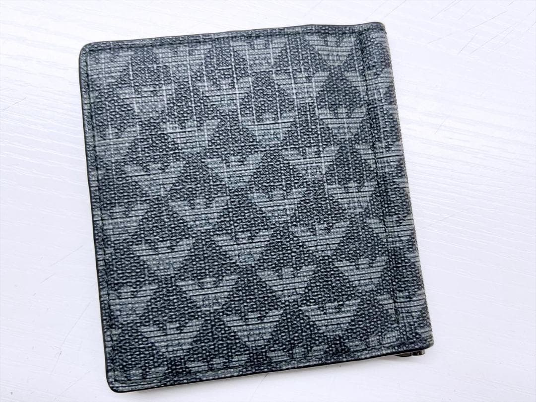 使用感なし 美品 エンポリオアルマーニ イーグル PVC マネークリップ