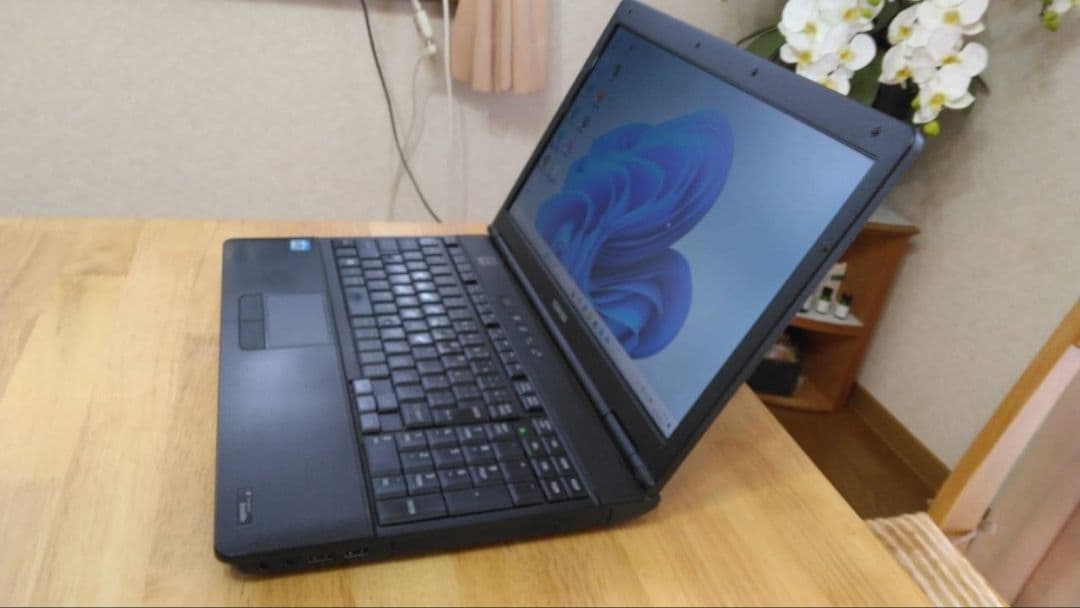 東芝ダイナブック B552 Corei3 SSD 500GB メモリ8G