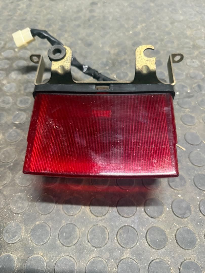 xjr400 4hm 純正テールランプ xjr400 4hm用純正テールランプ