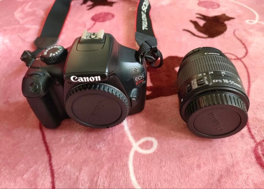ビ*ノ様 【一眼レフカメラ】キヤノン eos kiss x50