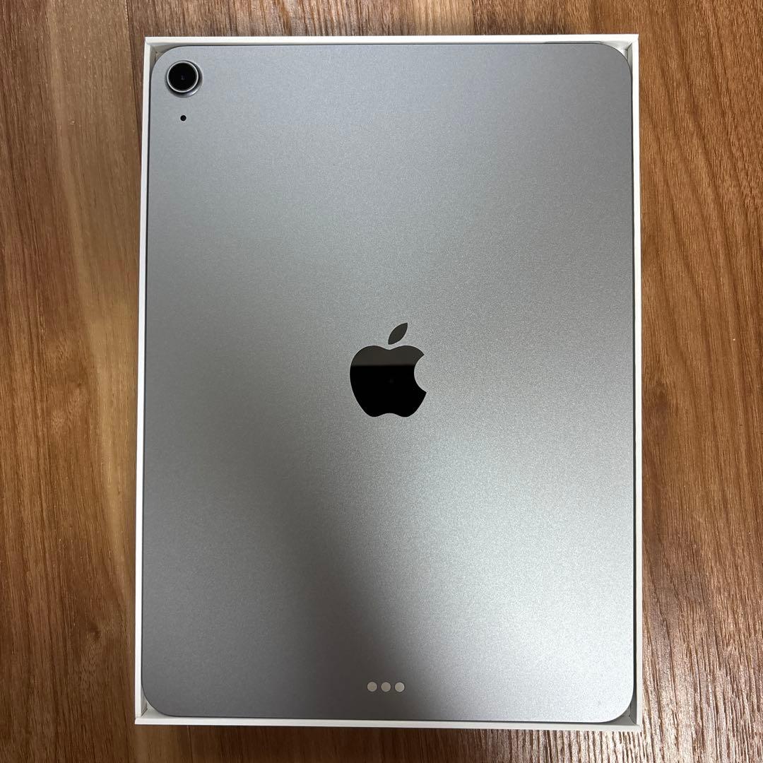 こ*✩様 11インチiPad Air（M3）256GWi-Fi
