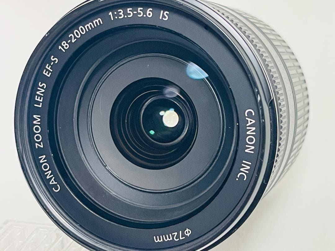 ☆美品☆Canon EF-S 18-200mm F3.5-5.6 IS キヤノン