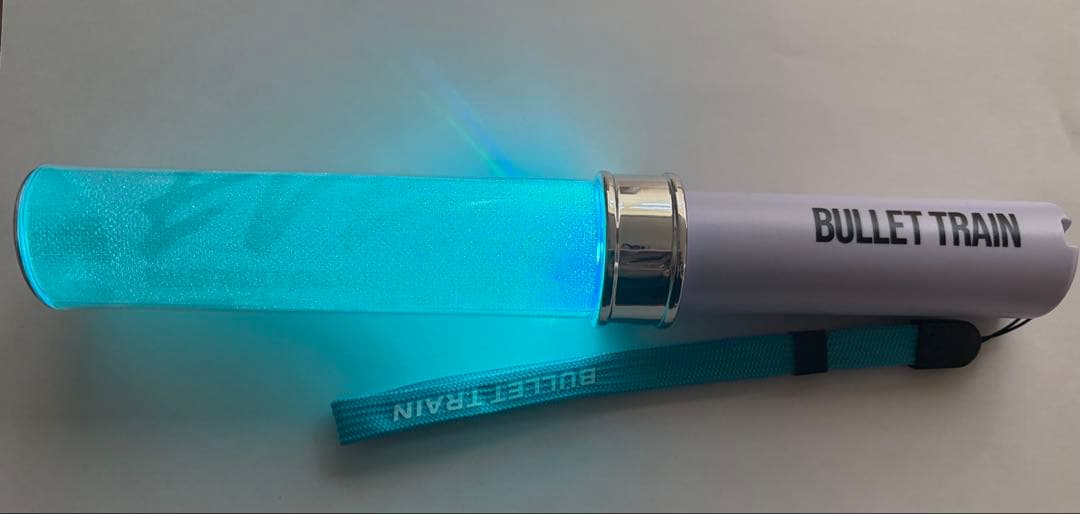 超特急アロハペンライトEVE - メルカリ