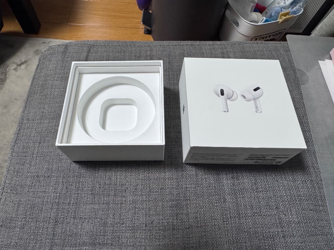 AirPods Pro 第1世代1ジャンク品 箱付き - メルカリ