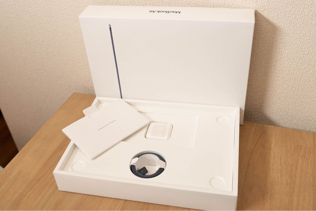 MacBook Air 13インチ M2 24GB 1TB US配列