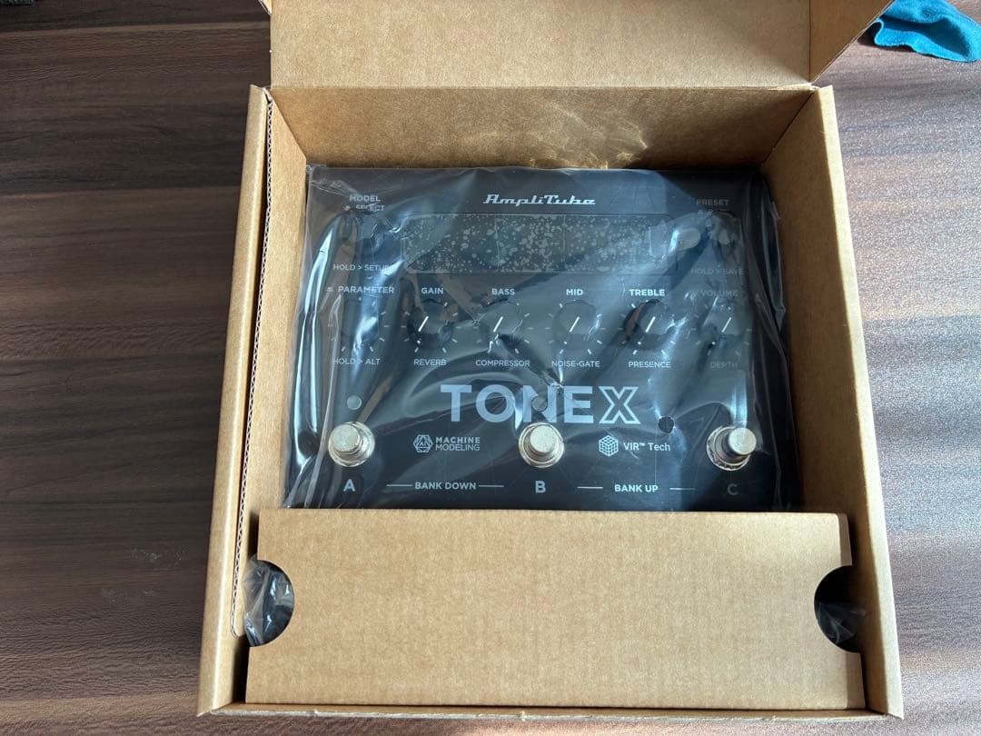 AmpliTube TONEX Pedal ギターエフェクター ライセンス譲渡❌ - メルカリ